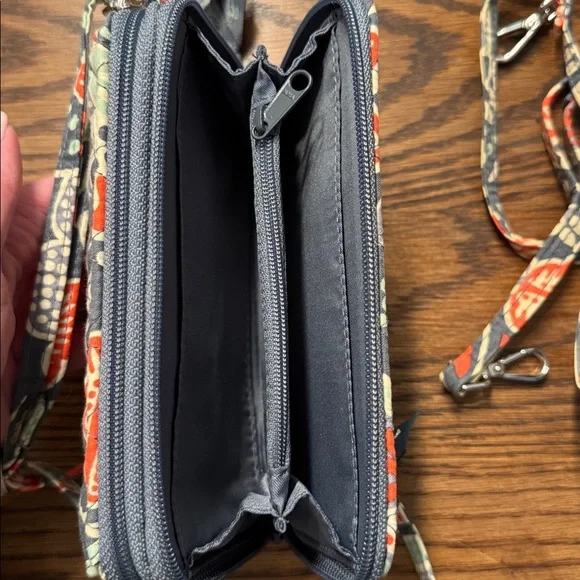Vera Bradley Wristlet/Crossbody - Picture 4 of 4